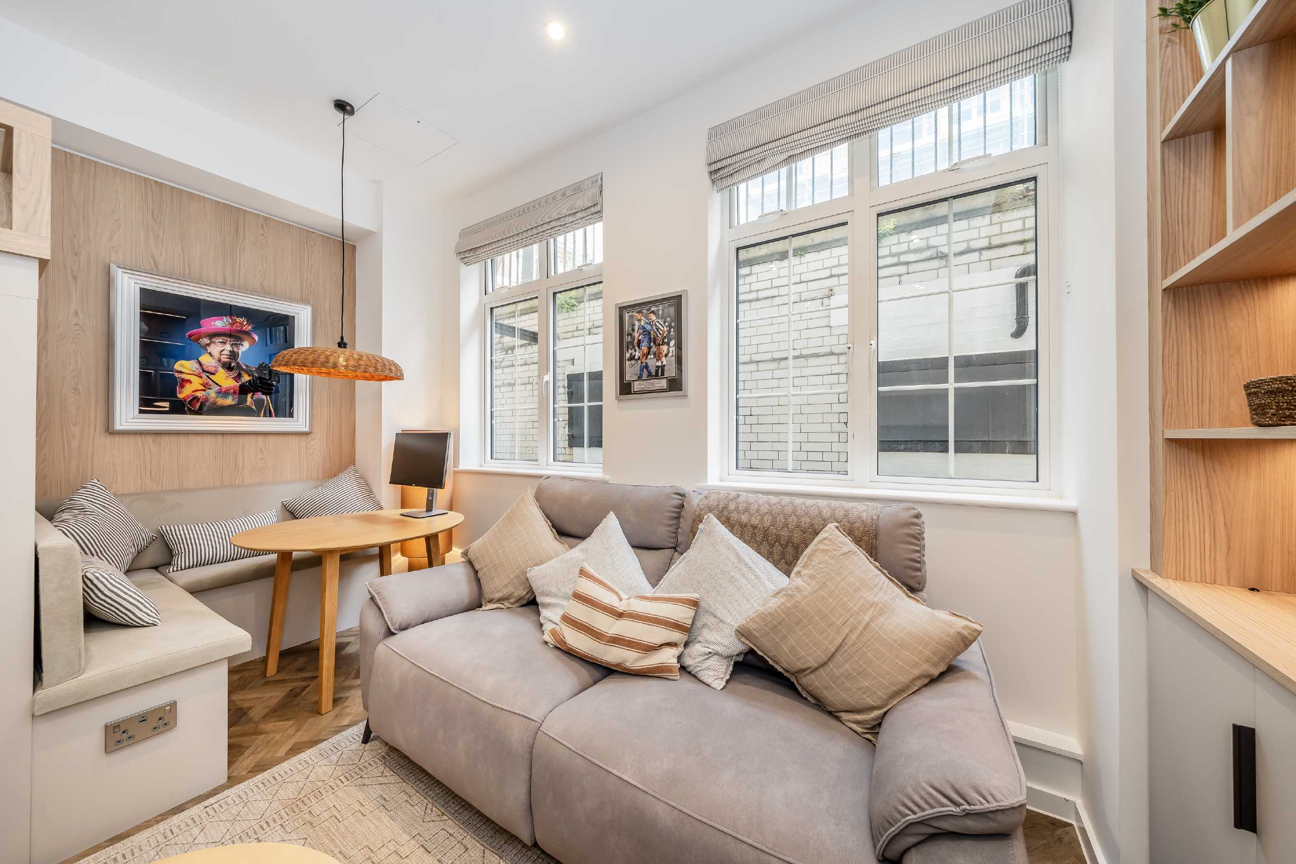 Flat Hallam Street in City of Westminster