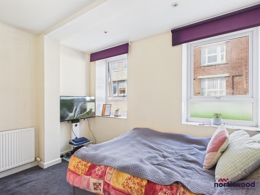 Flat Saxon Street in St Leonards