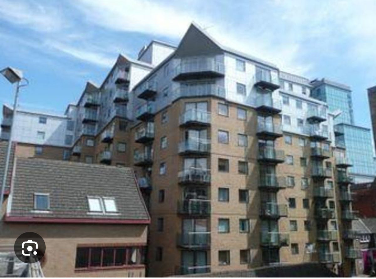 Flat Garrard Street in Reading