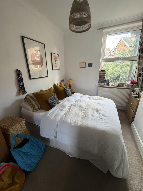 Room Maple Avenue in Manchester