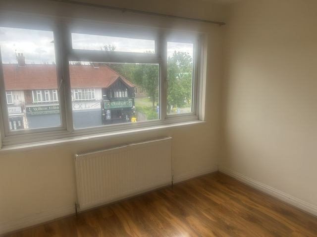 Flat Ruislip Road in London