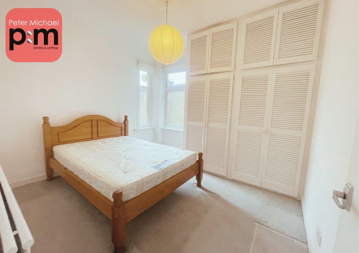 Flat Brownlow Road in London
