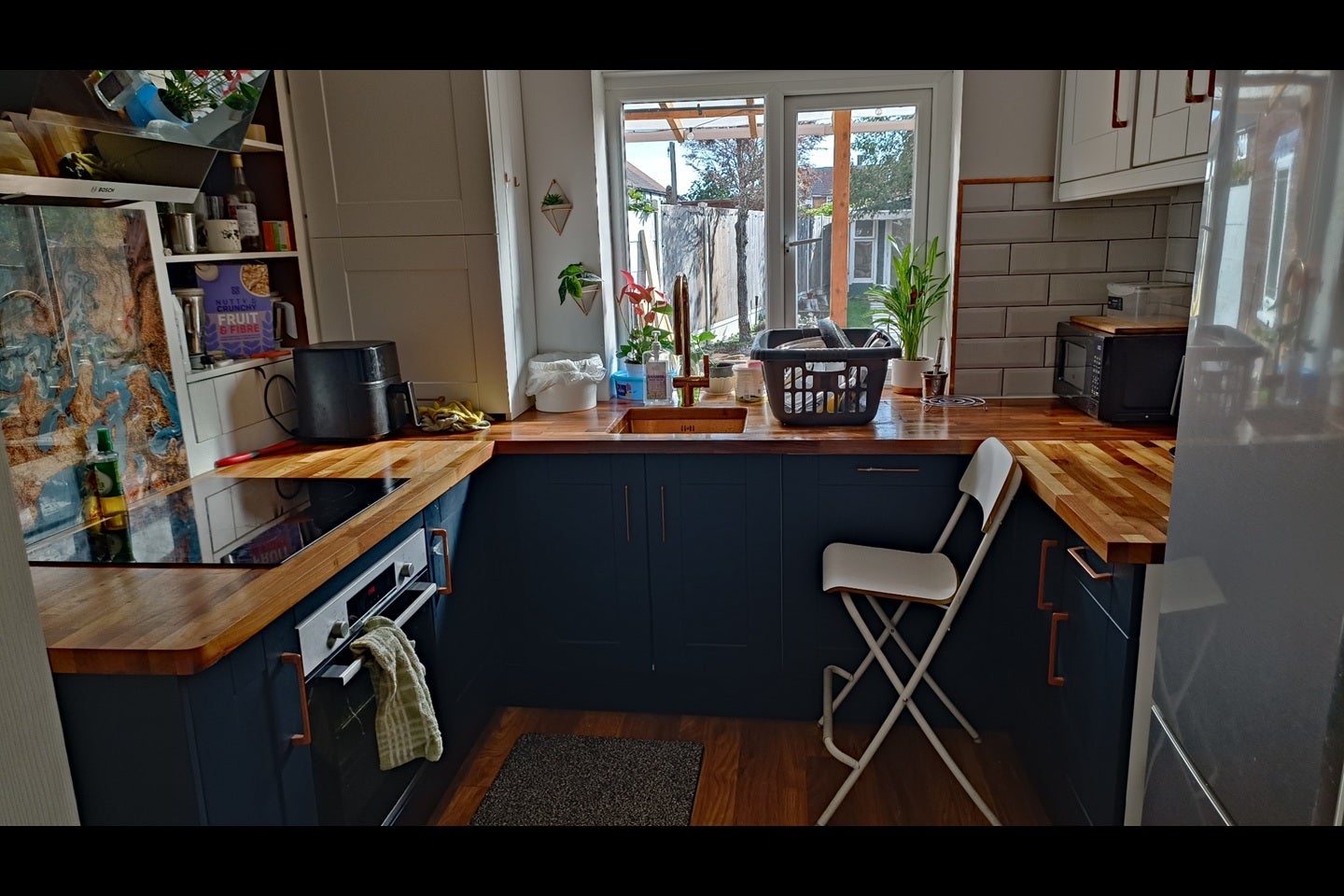 Room Tuck Road in Greater London