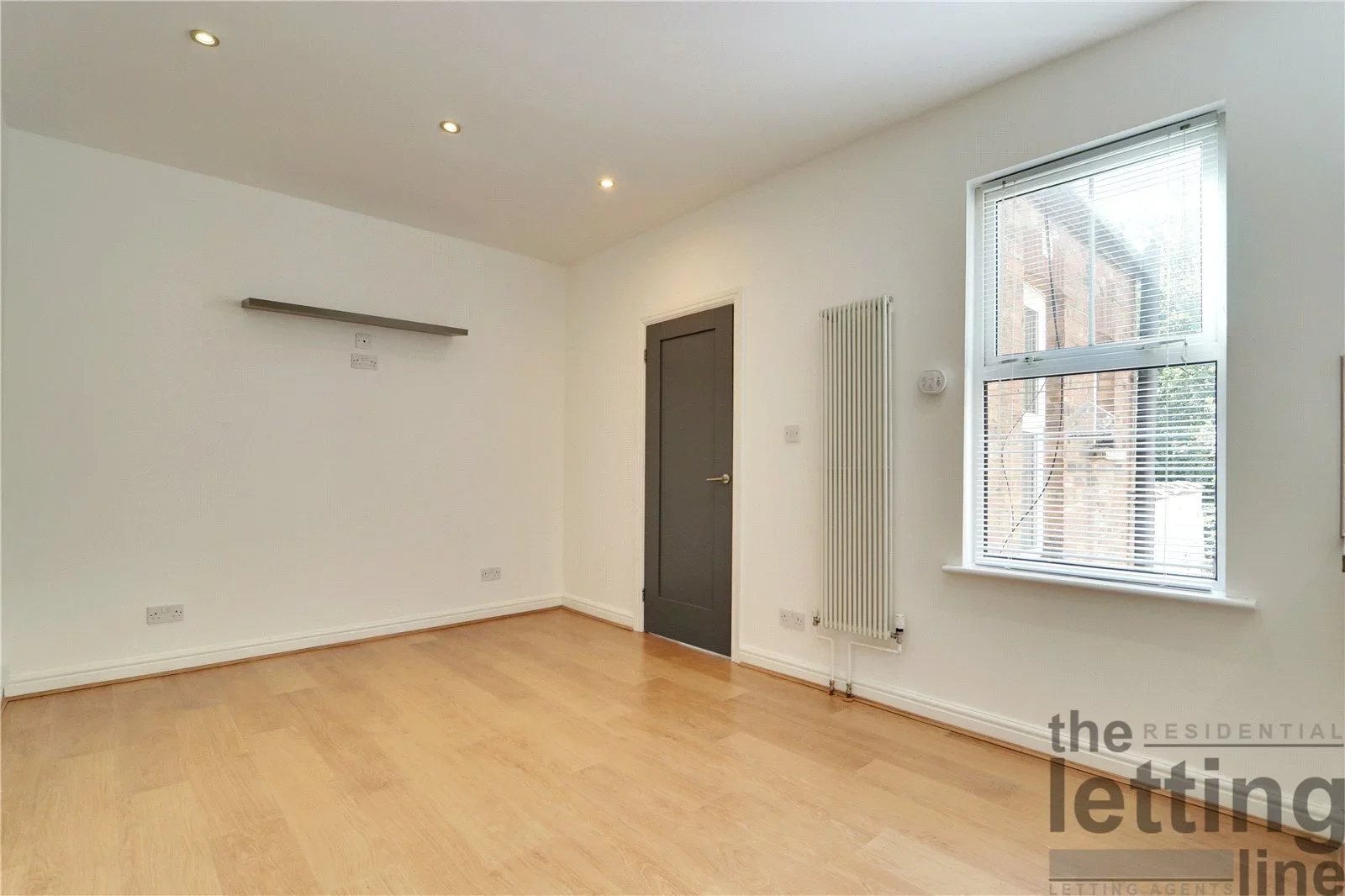 Flat Lea Road in Greater London