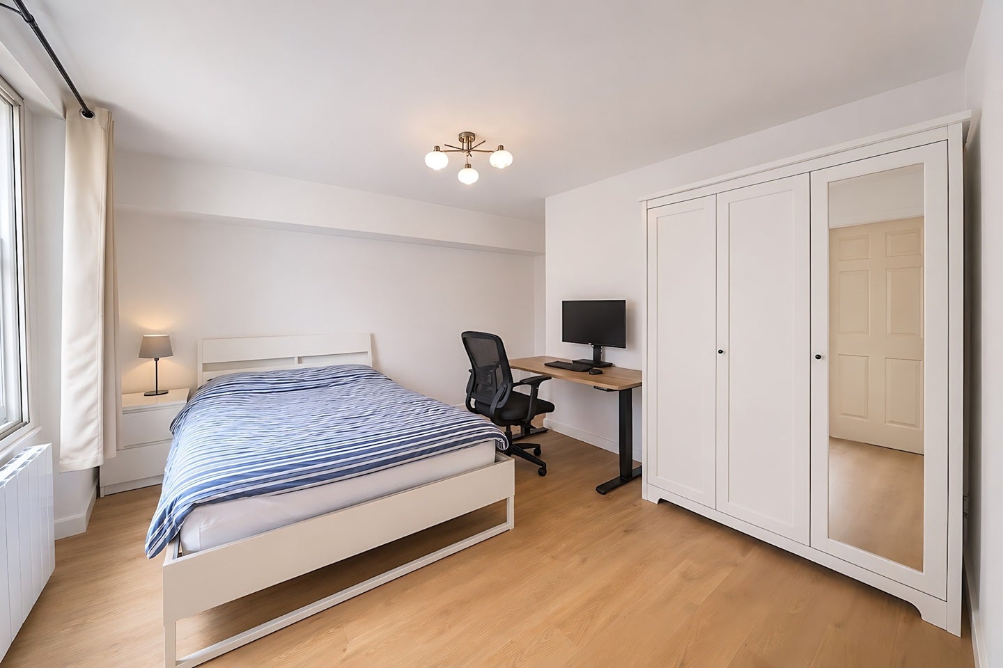 Room Lillie Road in Greater London