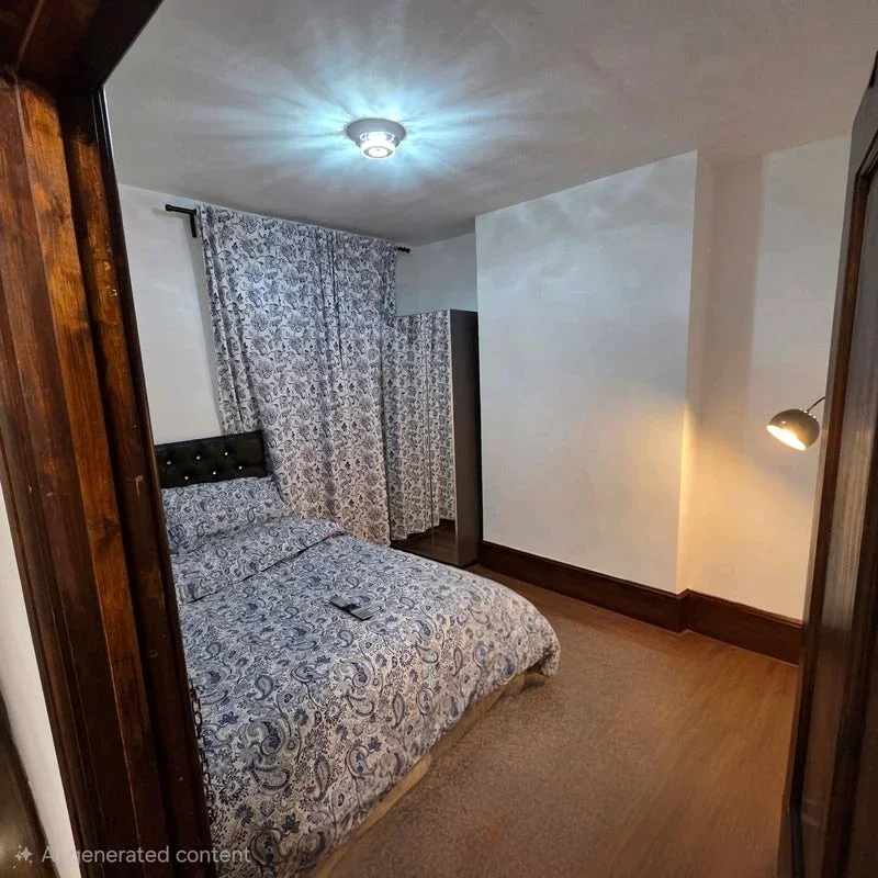 Room Queen's Road in Greater London