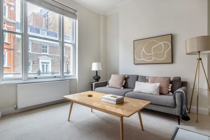 Flat Nottingham Place in City of Westminster