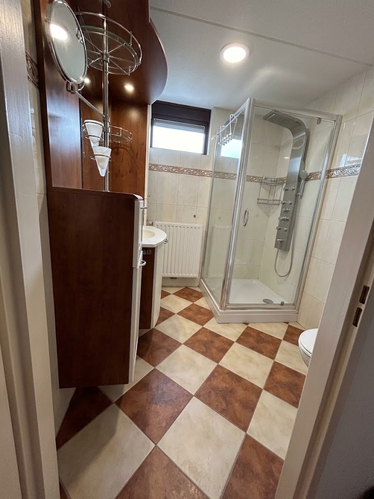 Tussenwoning te koop: de Zandkampen 80, Zaltbommel