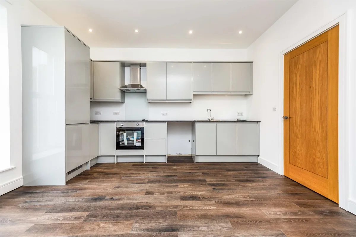 Flat Godstone Road in Rotherham