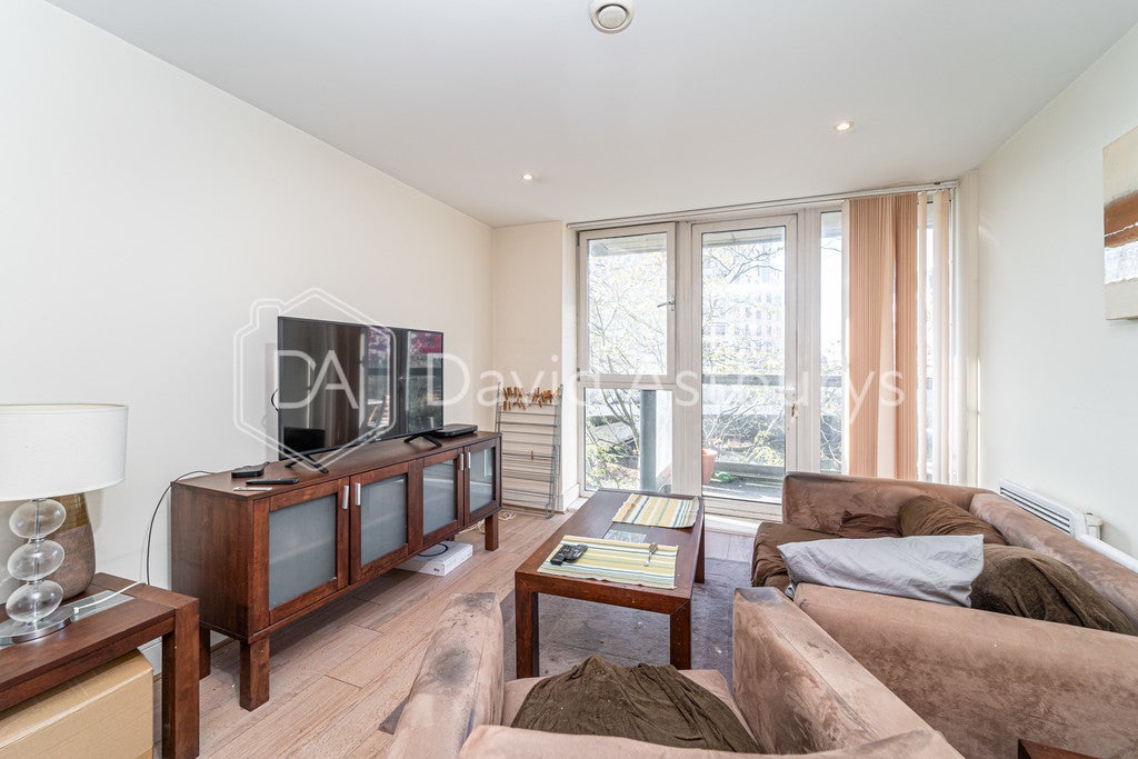 House Drayton Park in Greater London