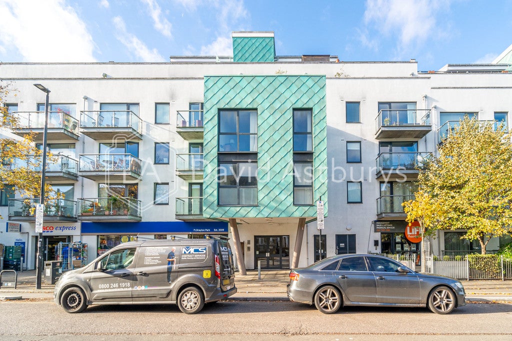 House Drayton Park in Greater London
