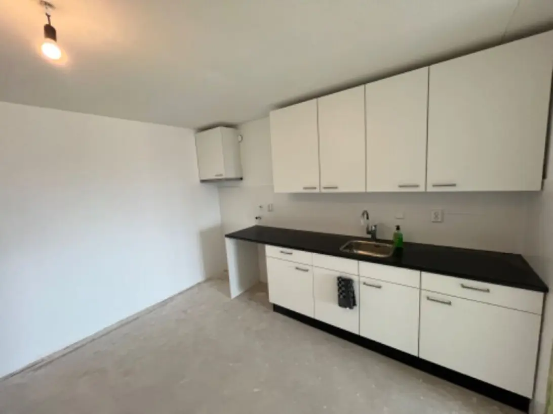 Flat Erasmusweg in Den Haag
