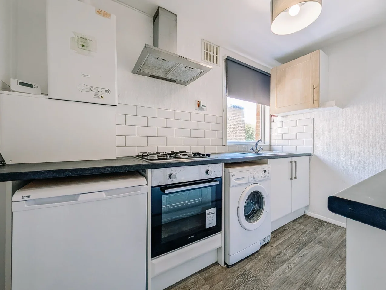 Flat Wellfield Road in Greater London