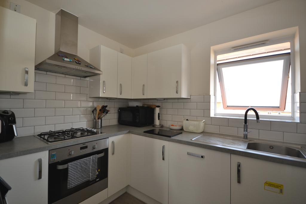 Flat Fullers Ground in Milton Keynes