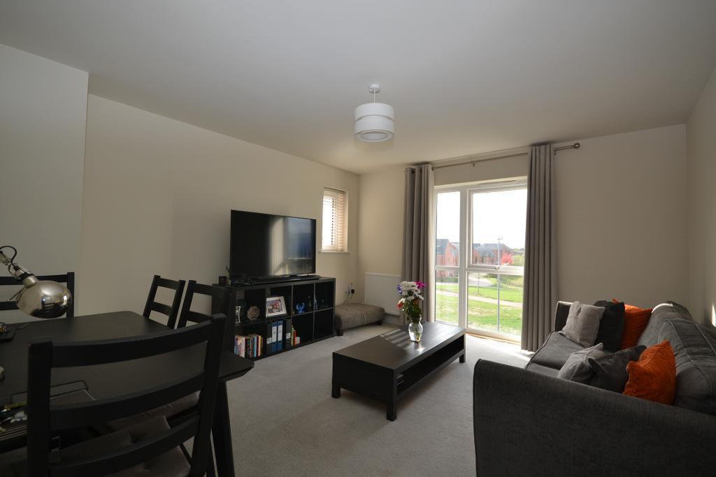 Flat Fullers Ground in Milton Keynes