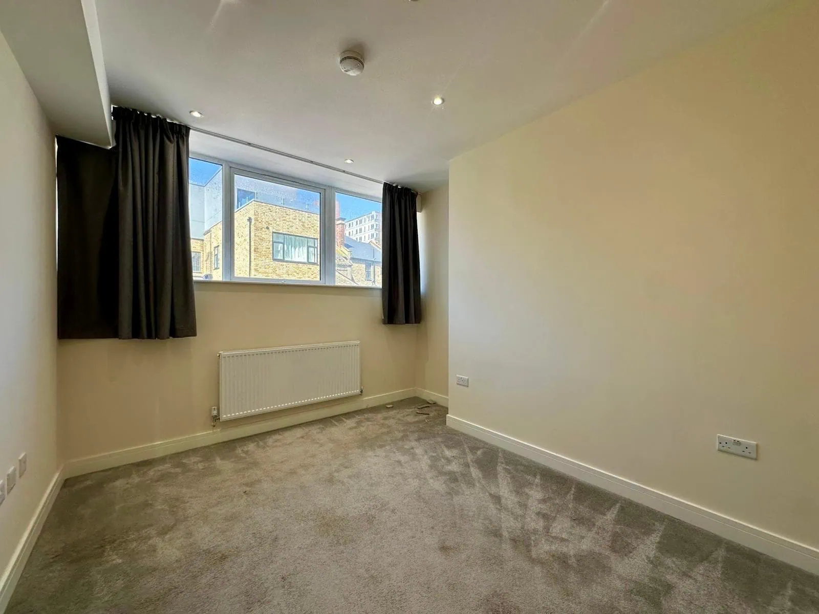 Flat Chichester Road in Southend-on-Sea