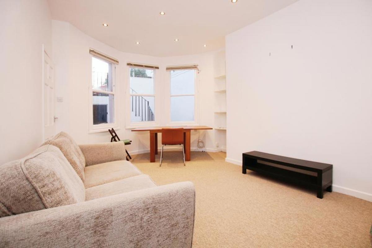 Flat Sunderland Place in Bristol