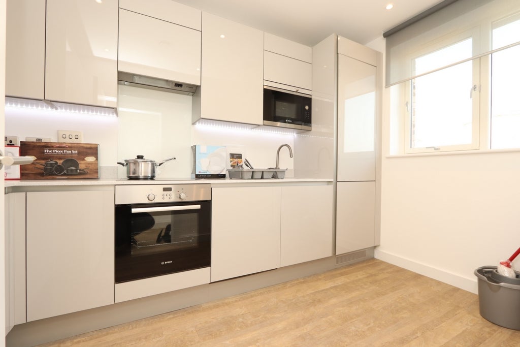 Room Globe Road in Greater London