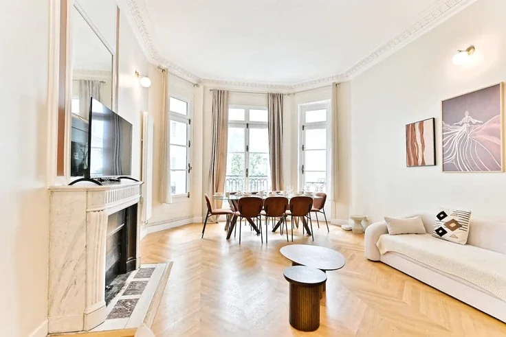 Appartement Rue de la Pompe à Paris