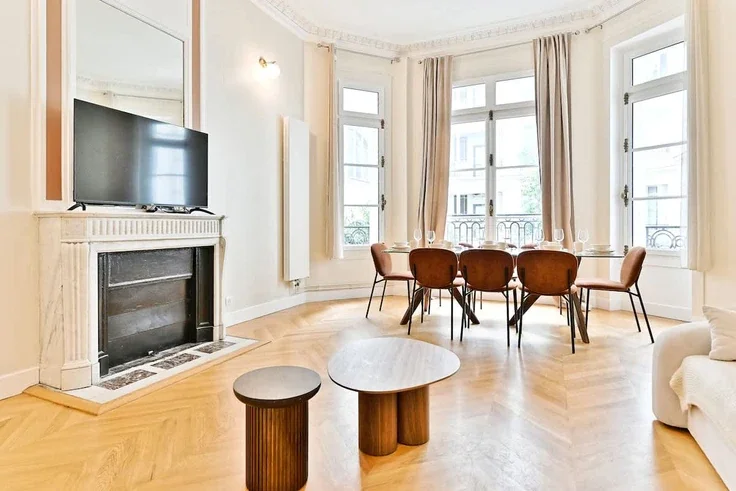 Appartement Rue de la Pompe à Paris