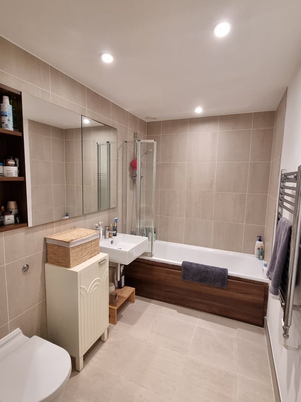 Flat Duke of Wellington Avenue in Greater London
