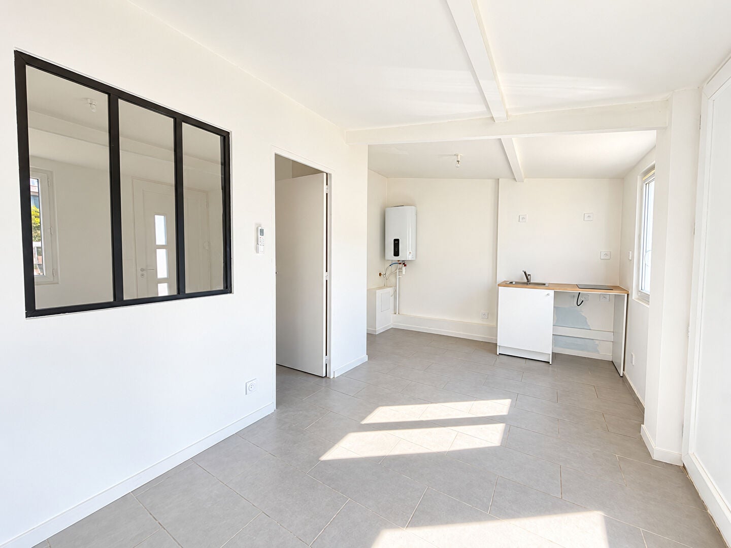 Flat Rue de la Fontaine Couverte in Dammarie-les-Lys
