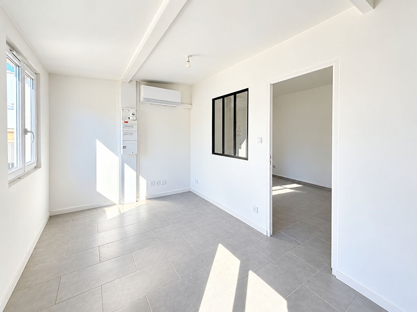 Flat Rue de la Fontaine Couverte in Dammarie-les-Lys