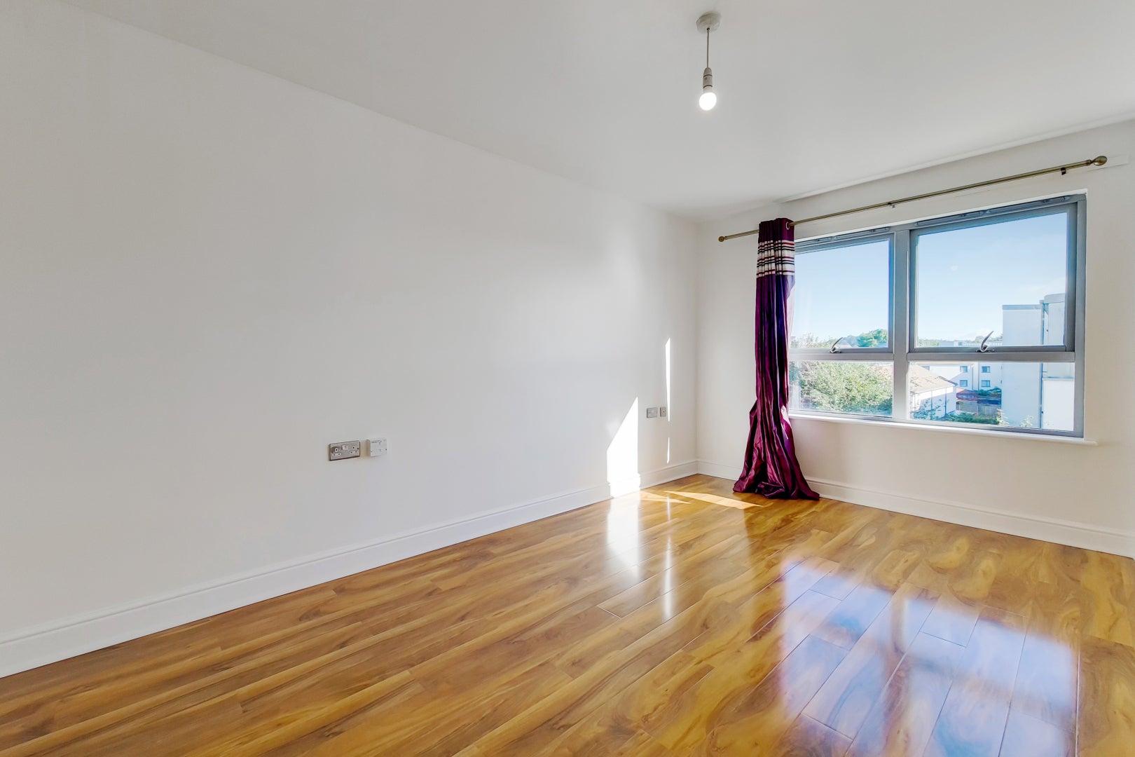 Flat Rayners Lane in Greater London