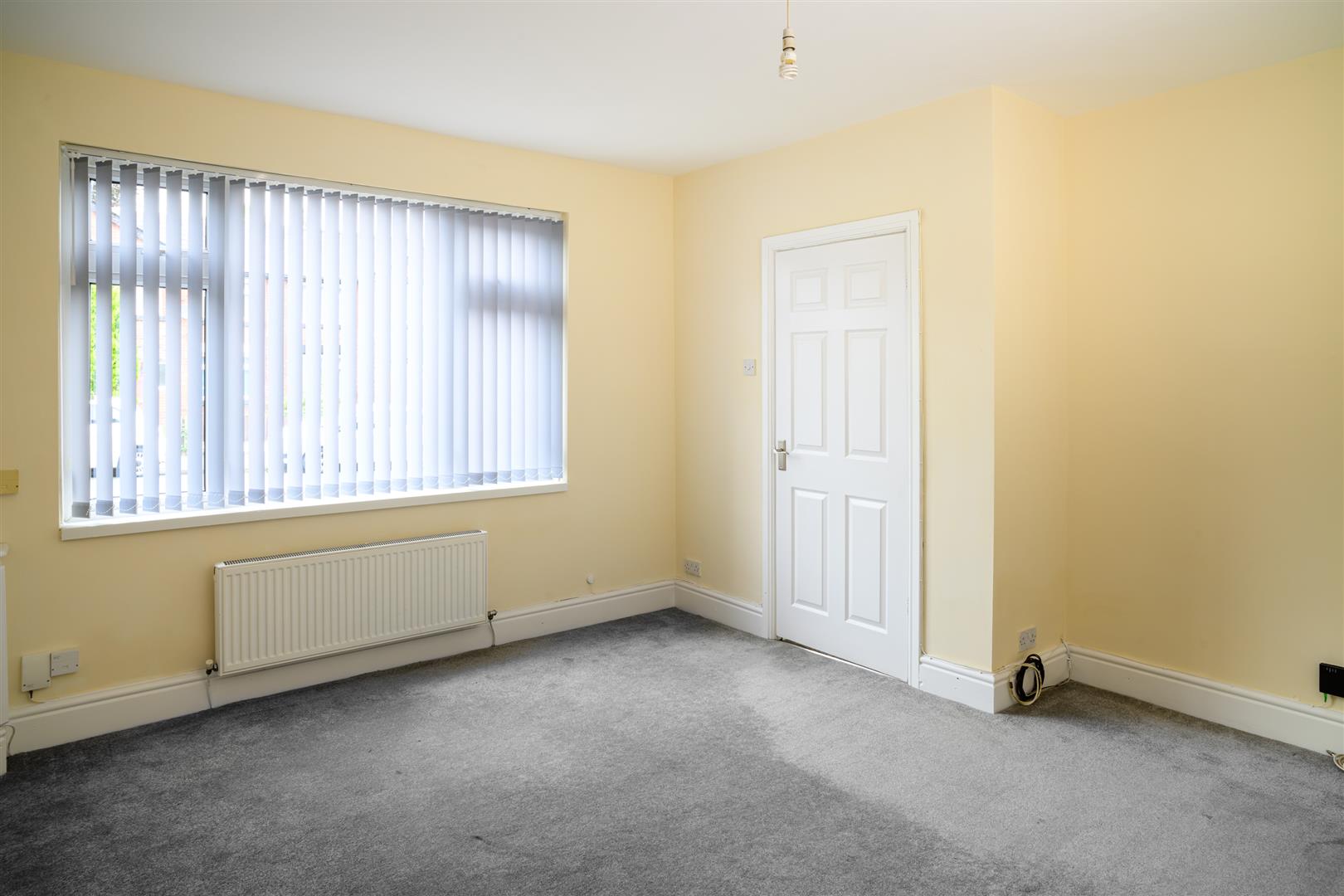 House Tulip Avenue in Farnworth