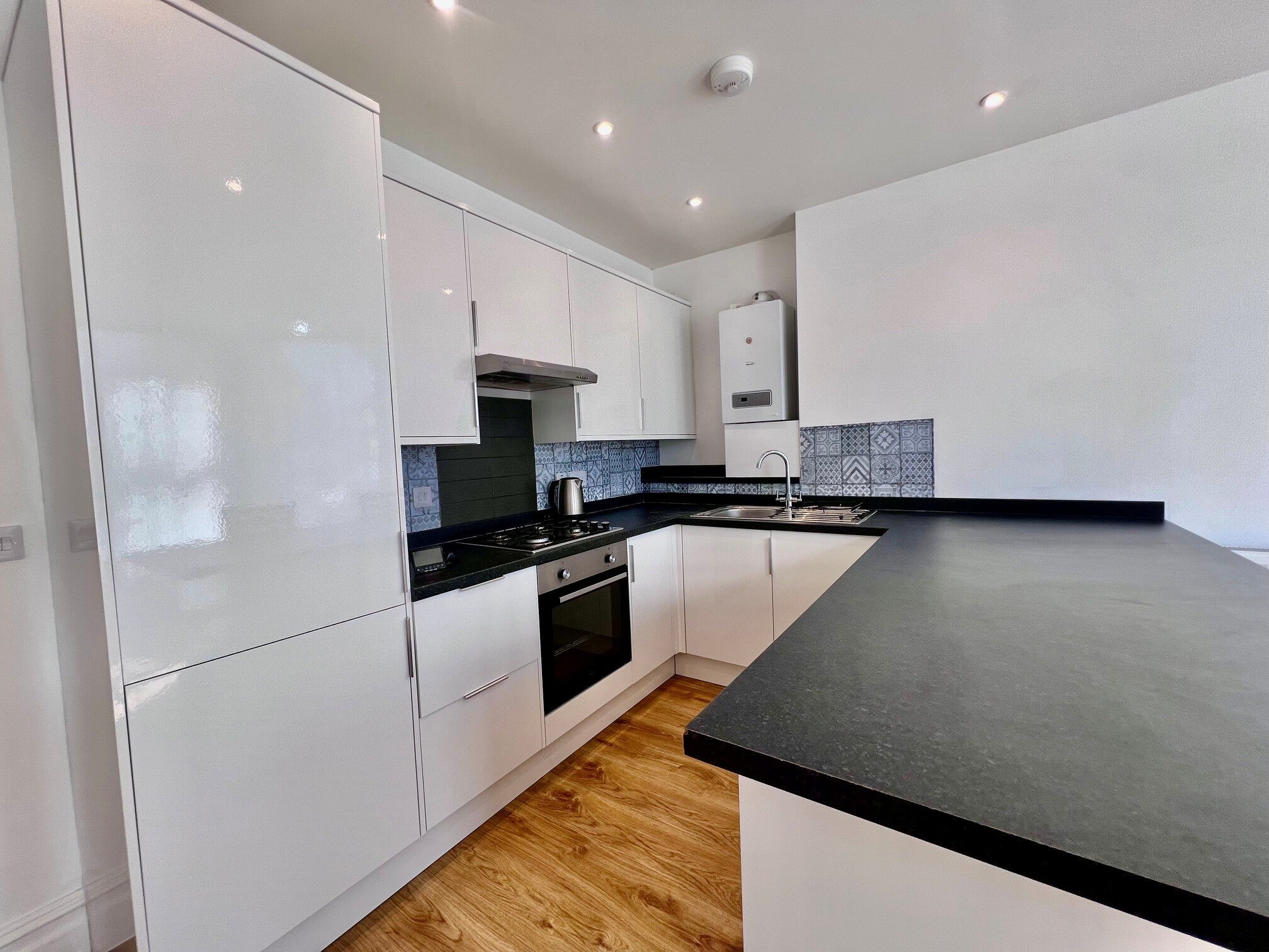 Flat Adeline Road in Bournemouth