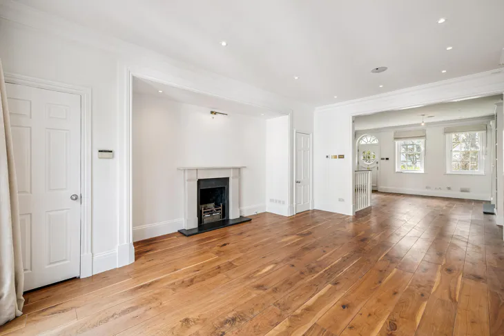 Flat Bayswater Road in Greater London