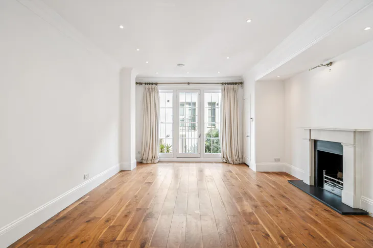 Flat Bayswater Road in Greater London