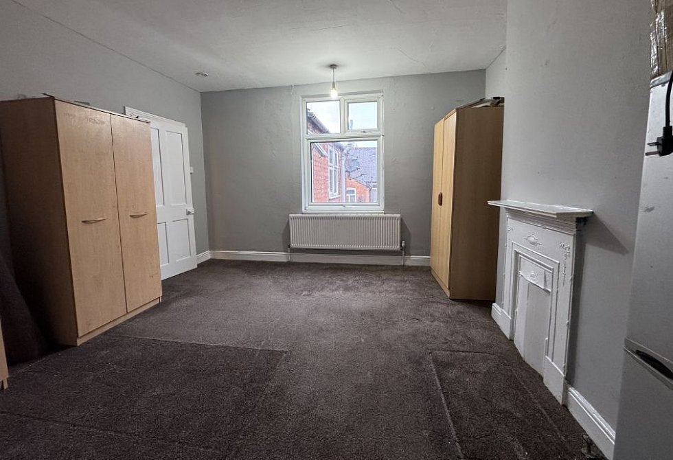 Flat Cork Street in Leicester