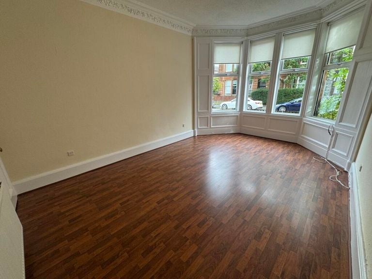 Flat Meadowpark Street in Glasgow