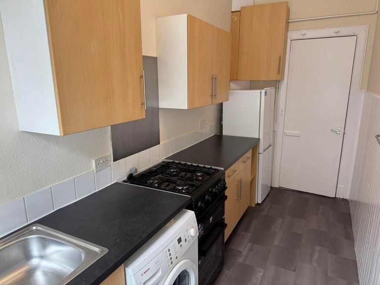 Flat Meadowpark Street in Glasgow