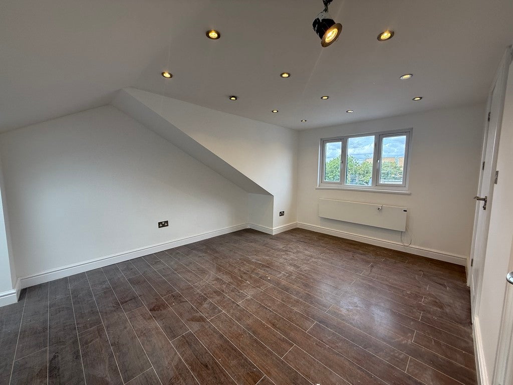 Flat Montague Waye in Greater London