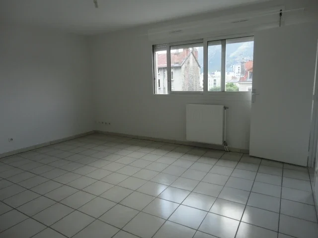 Appartement Place Saint-Bruno à Grenoble