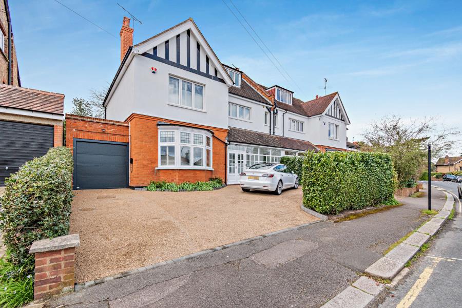 House Love Lane in Greater London