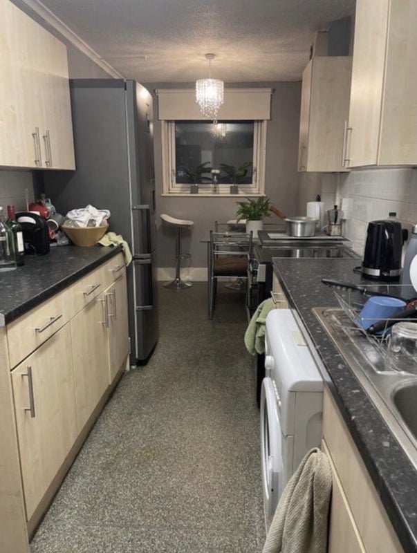 Room Mansford Street in Greater London