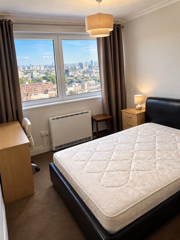 Room Mansford Street in Greater London