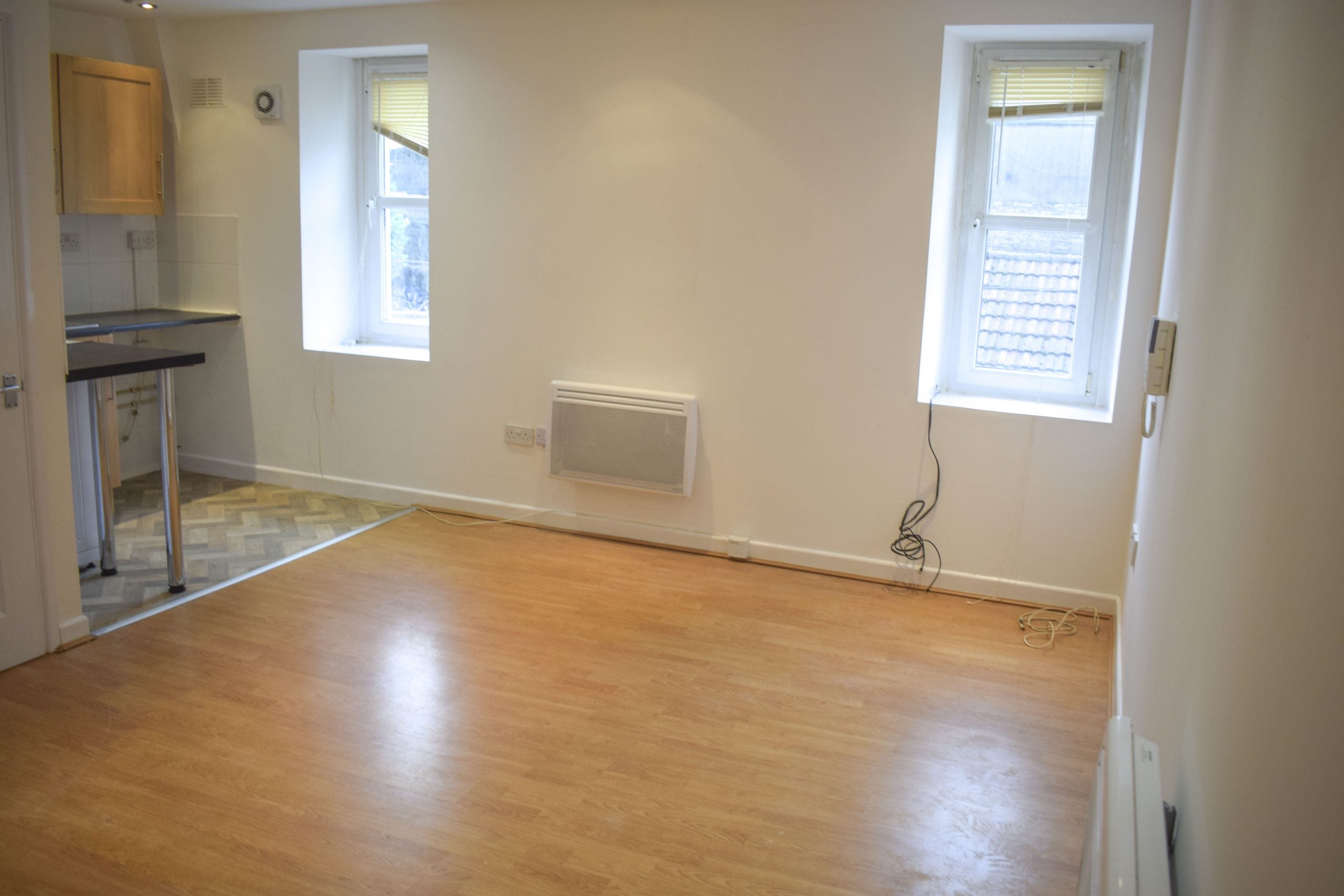 Flat Dyffryn Street in Mountain Ash