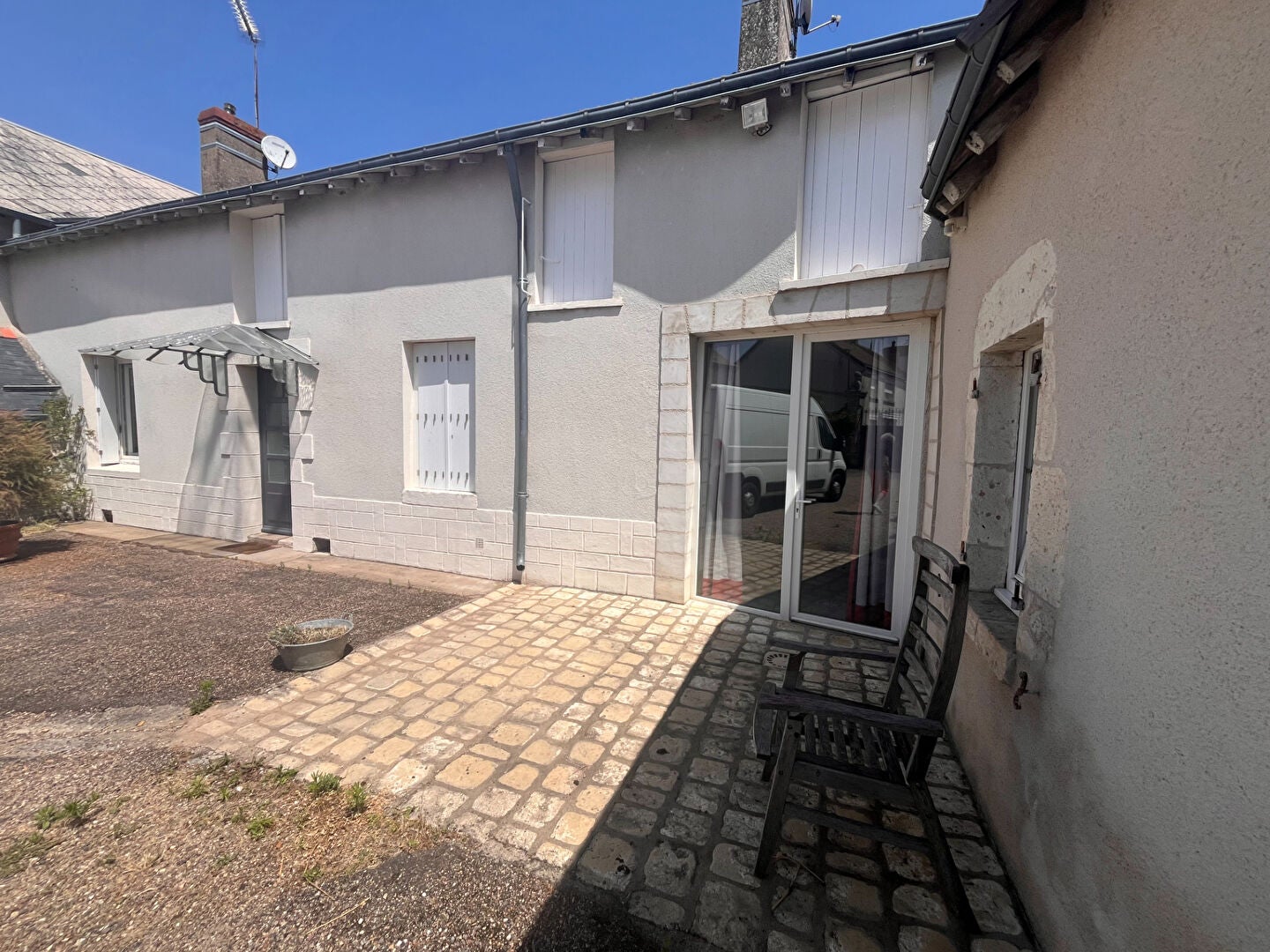 House Rue des Luquelles in Vineuil