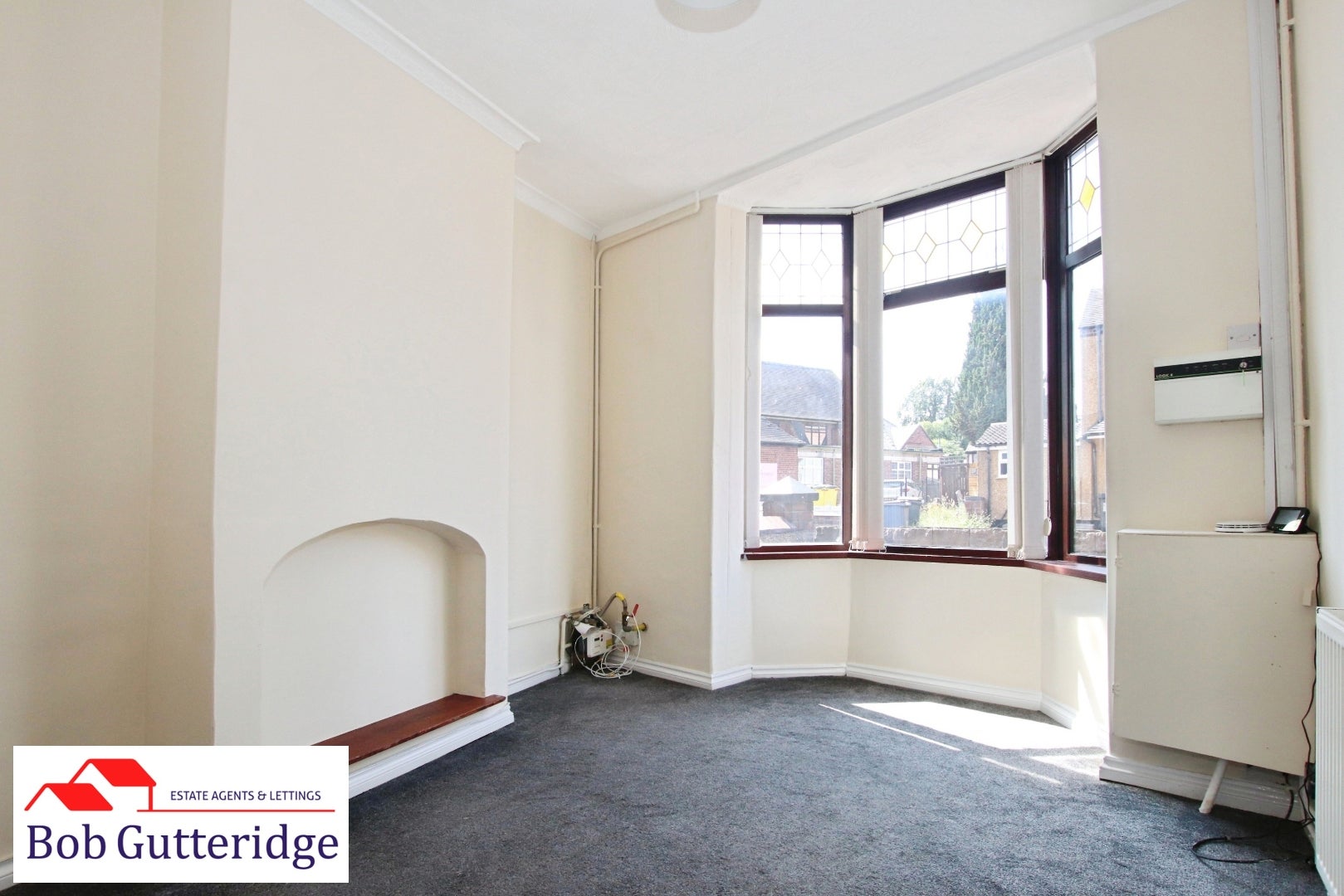 House Loring Terrace South in Newcastle-under-Lyme