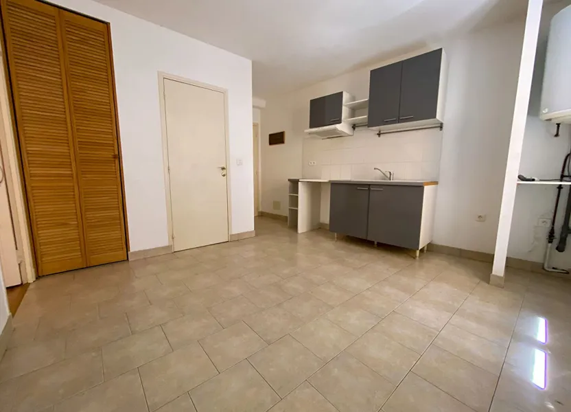 Flat Rue de la Gare in Mouans-Sartoux