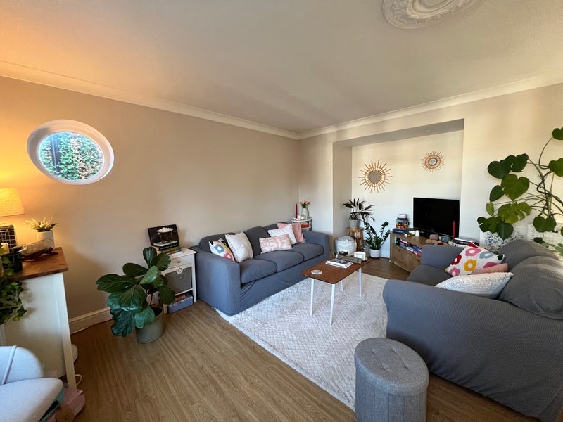 Flat Durham Road in Greater London