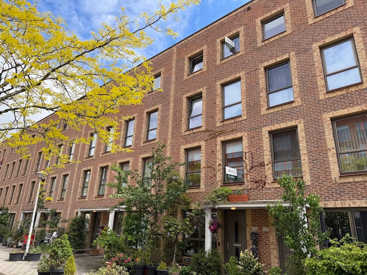 Huis Leeuwendalersweg 129 in Amsterdam