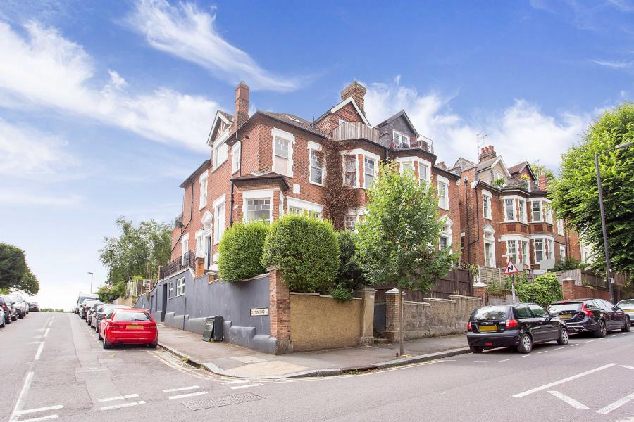 Flat Wolseley Road in Greater London