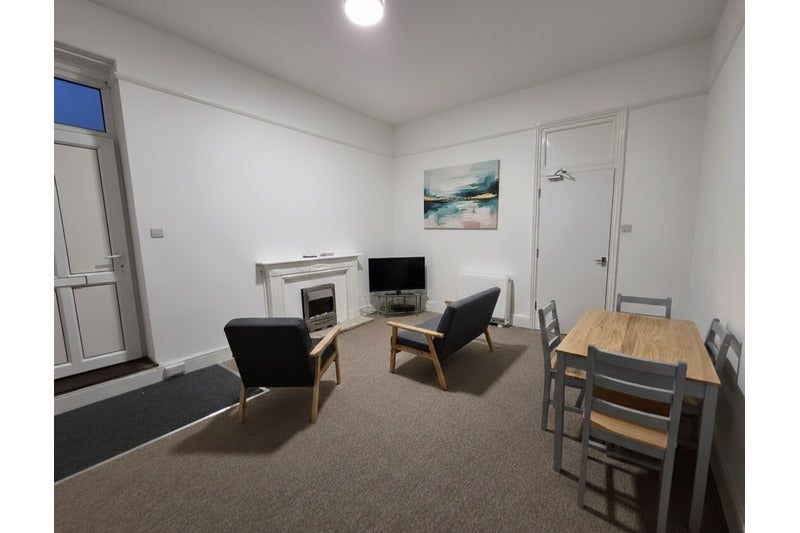 Flat Esplanade in Burnham-on-Sea