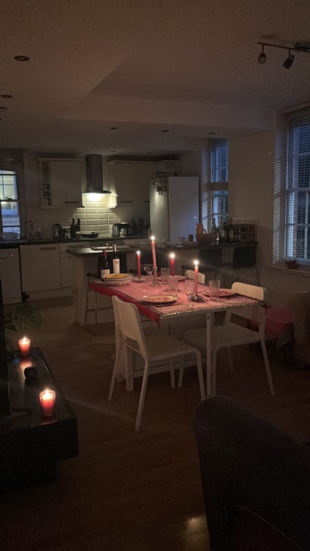 Room Boundary Street in Greater London