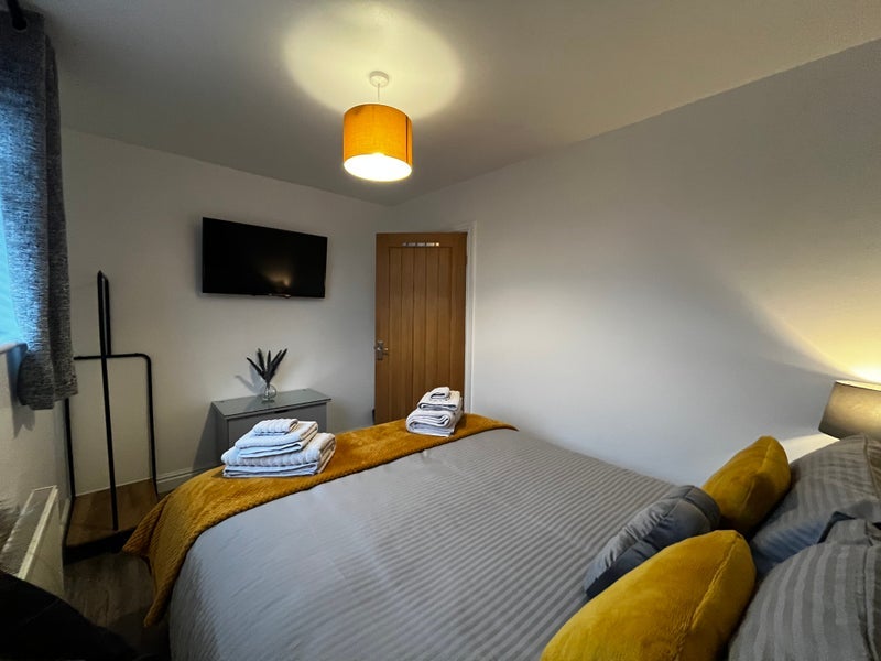 Flat Mayswood Road in Metropolitan Borough of Solihull